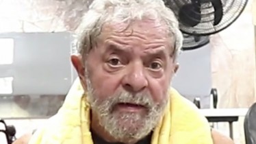 Lula assumindo que gostava de enchentes para não ter que trabalhar