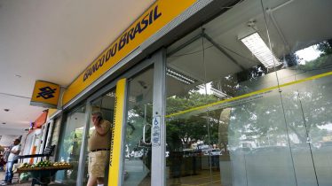 Banco do Brasil renegocia mais de R$ 7 milhões em dívidas por WhatsApp