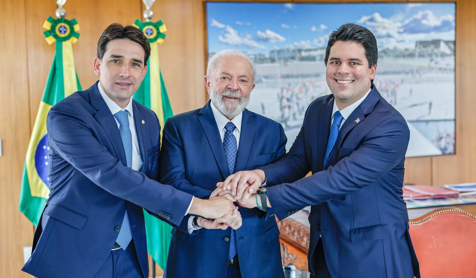 Desoneração da folha: parlamentares defendem derrubada do veto de Lula na votação de amanhã